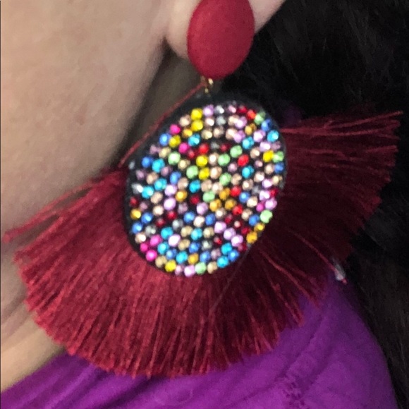 Gorgeous red tassel sparkle earings - Picture 3 of 5